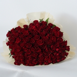  Antalya Lara Çiçek Siparişi Aşkın 101 Gül Hali