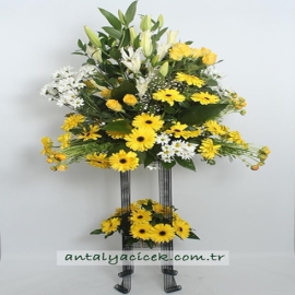  Antalya Lara Çiçekçiler Sarı Beyaz Ferforje Aranjman